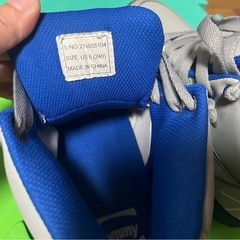 スニーカーの画像