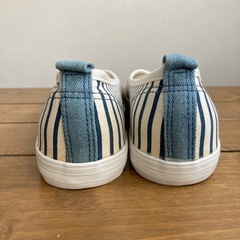 【値下げしました】ストライプ オープントゥ フラットシューズ　24cmの画像