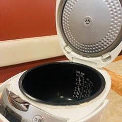 東芝　炊飯器在庫2台
の画像