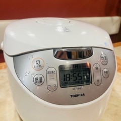 東芝　炊飯器在庫2台
