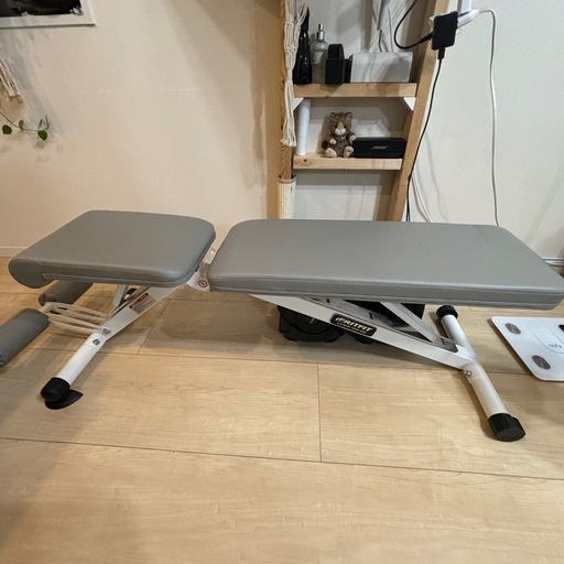 可変式ダンベル、トレーニングベンチ