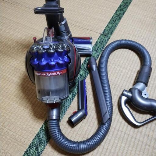 ジャンク品　ダイソン掃除機　Ｖ４digital fluffy+