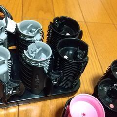 コイズミ・ヘアカラースタンドの2点の画像