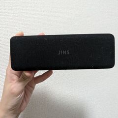 JINS メガネケースの画像