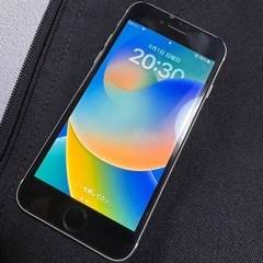 【残債なし】極美品 iPhone SE2 128GB iFace...