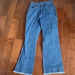 デニムパンツ　Mサイズの画像