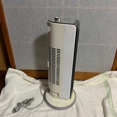 コイズミ　送風機能付ファンヒーターの画像