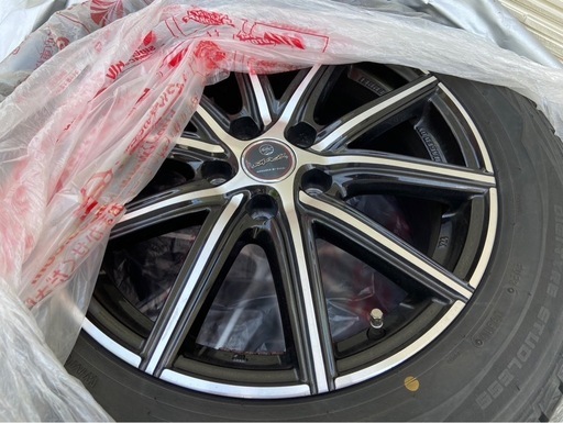 車タイヤホイール付き売ります