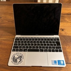 Mac bookとiPhone のセット販売の画像