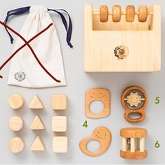 定価2.2万円✩ 山のくじら舎　赤ちゃんの宝石箱　木のおもちゃの画像