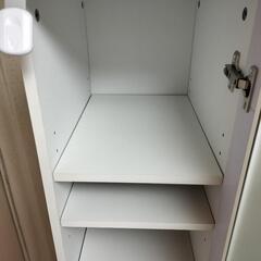 食器棚の画像