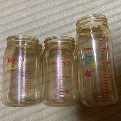 哺乳瓶セット（保管ケース&乾燥ラック付き）の画像