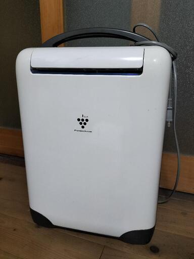 除湿機シャープ2006年製