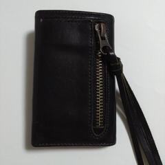 レザー折りたたみ財布の画像