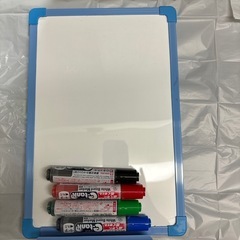マグネット付きホワイトボードの画像