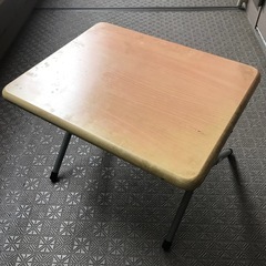 野外使用むけ 小さめテーブルの画像