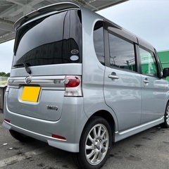 64馬力ターボ搭載！月々9千円〜分割可❗️車検2年付き！【名義変更代込み】広い車内！大人気‼️ダイハツ タントカスタム☆HDDナビ付き☆走行中DVD見れます☆ETC付き☆社外アルミ☆電動スライドドア☆ドライブレコーダー☆そのまま乗って帰れます！の画像