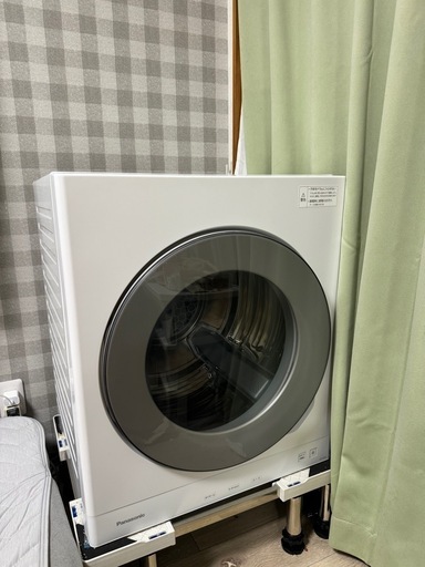 パナソニック 衣類乾燥機(NH-D605) 2023年製。乾燥容量6kg。 左開き。買った時入ってたダンボールあり。説明書あり。