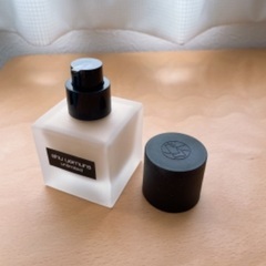 （値下げ）shu uemura シュウウエムラ　リキッドファンデーション　アンリミテッド ラスティング フルイド674の画像