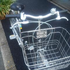 中古自転車３２２３　良品！　ブリヂストン　２０２０年モデル　ロングティーン　スタンダード　LG73ST  ２７インチ 3段ギヤ　LEDオートライト　キッキーと音がならない後輪ローラーブレーキの画像