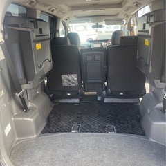 TOYOTA  VOXY ZR70，名義変更はすぐにできる人に少し安くして売りたいですの画像