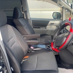 TOYOTA  VOXY ZR70，名義変更はすぐにできる人に少し安くして売りたいですの画像