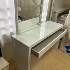 IKEA ドレッサー