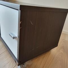 テレビ台の画像