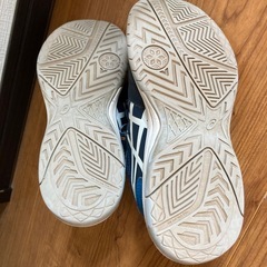 テニスシューズ　アシックス　21.５cm　　の画像