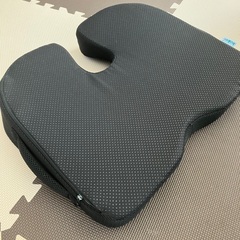 腰痛緩和クッションの画像