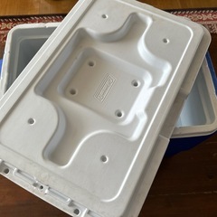 コールマンクーラーボックス
の画像