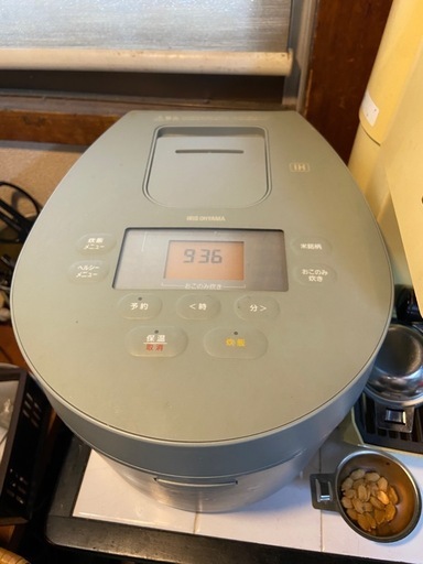 【美品】アイリスオーヤマ 炊飯器 5.5合 IH式