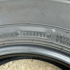 【新車外し】 195/80R15 96s ダンロップ(DONLOP) AT20  GRANDTREK 2023年製　ジムニー　シエラ　イボ付き　バリ溝　キャラバン　ワゴン　ハイエースの画像