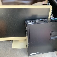 使用不可能な各種パソコン、モニターですが、廃棄するので引き取りを...