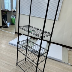 黒ワイヤーシェルフ