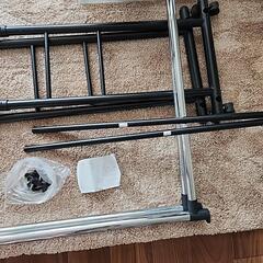 ハンガーラックの画像