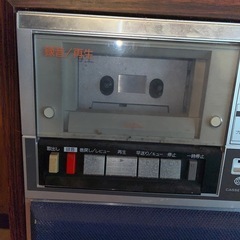 日立カラオケ器機の画像