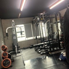 貸切ジムで楽しく筋トレ