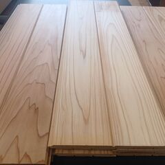 羽目板 杉 1枚40円～の画像