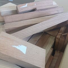 スギ・ヒノキ・ケヤキ 端材の画像