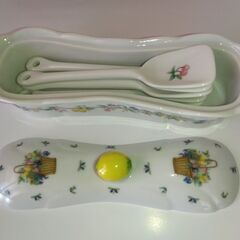 #スプーン5本と入物 （陶器）新品。Z-12の画像