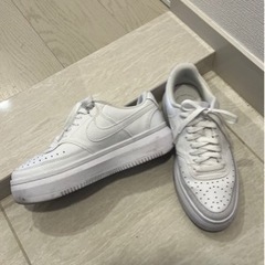 ナイキ（NIKE）（レディース）スニーカー コート ビジョン ア...