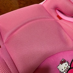 美品！キティちゃんのジュニアシート
の画像