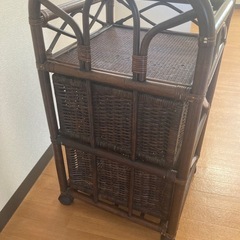 【取引中】ラタンチェストの画像