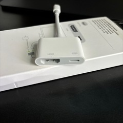 Apple純正 lightning to Digital AV アダプターの画像