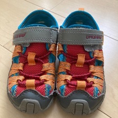 ★お取引中★LITTLE STEP 靴　16センチ EEの画像