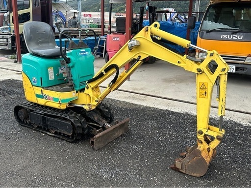 ヤンマーYANMAR SV08-1A. 1724時間. 0.8トンクラス.可変脚機能あり.倍速.