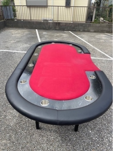 ポーカーテーブル