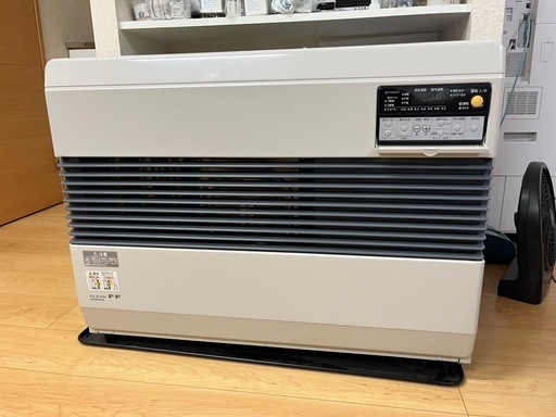 決まりました！　【最終値下】コロナ　業務用　ストーブ　暖房　FF-B74C  2020年製　中古品