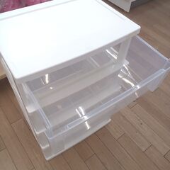 ★ジモティ割あり★  収納ケース ホワイト H81.5×D40×W54 クリーニング済み TK2961の画像